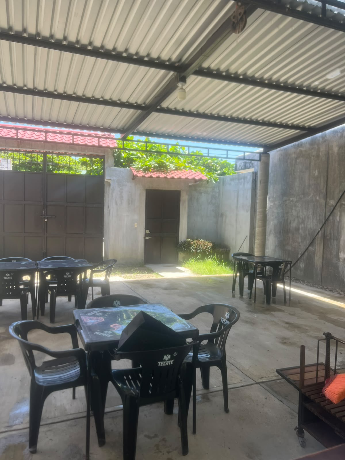 El espacio al aire libre de Es por ti